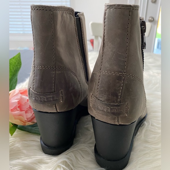 New SOREL Joan Uptown Waterproof
Zip Bootie - Picture 5 of 10